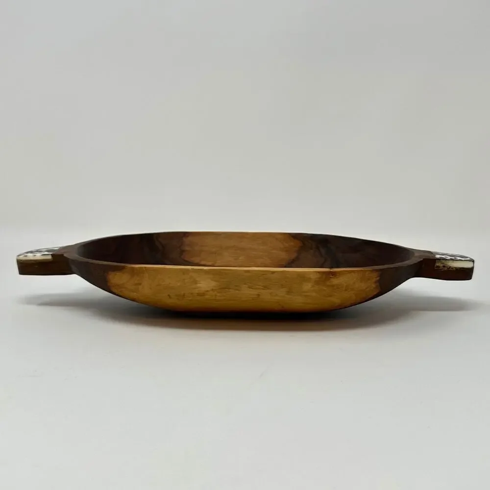 Unbranded hand carved